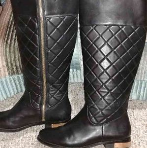 Arturo Chiang leather boots